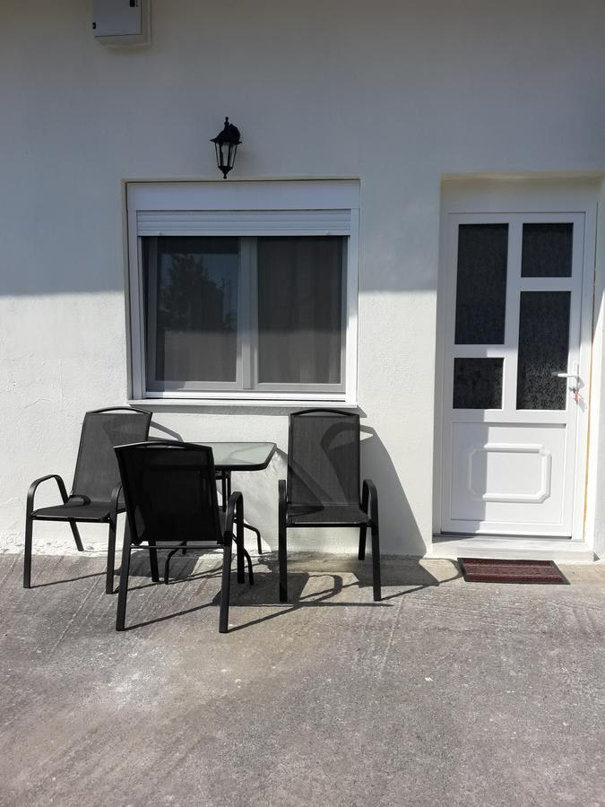 Stelios House Appartement *